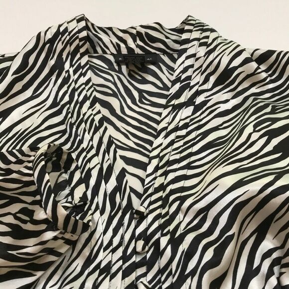 Rafaella size 14 silky black & white v-neck long sleeve blouse plus size top - Picture 6 of 6